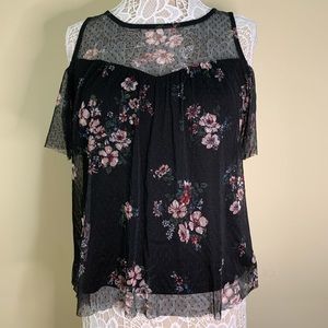 BCX woman’s floral black short sleeves top size L